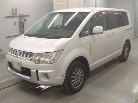 2012 Mitsubishi Delica D5 CV2W[0]