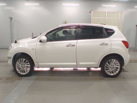 2012 Nissan Dualis KJ10[2]