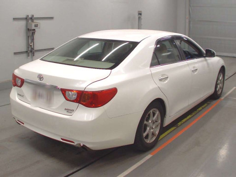 2010 Toyota Mark X GRX130[1]