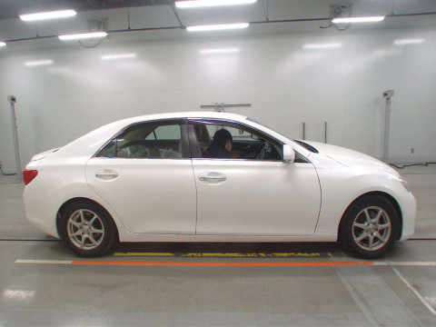 2010 Toyota Mark X GRX130[2]