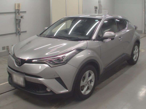 2017 Toyota C-HR NGX50[0]