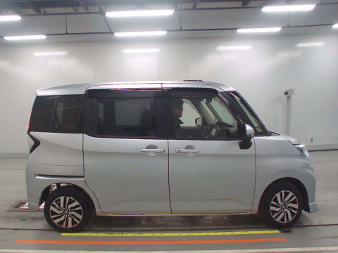 2022 Toyota Roomy M900A[2]