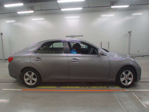 2010 Toyota Mark X GRX130[2]