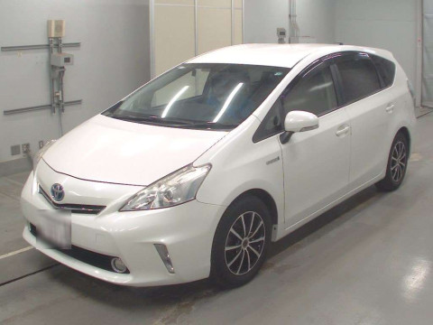 2013 Toyota Prius alpha ZVW41W[0]