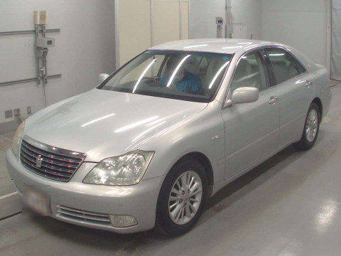 2004 Toyota Crown GRS182[0]