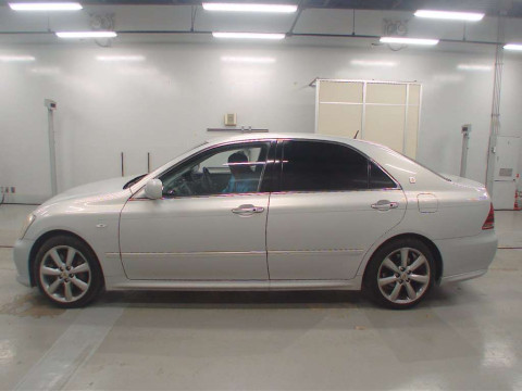 2006 Toyota Crown GRS184[2]