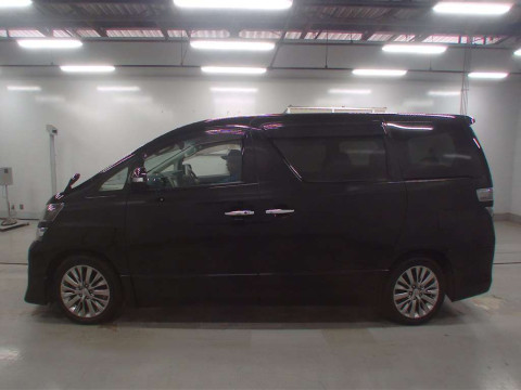 2014 Toyota Vellfire ANH20W[2]