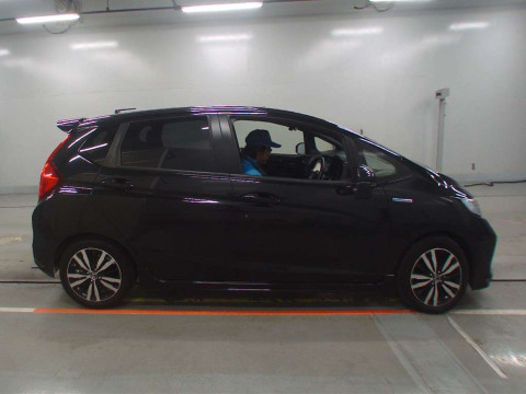 2017 Honda Fit Hybrid GP5[1]