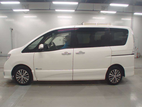 2014 Nissan Serena HFC26[2]