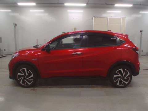 2016 Honda VEZEL RU3[2]