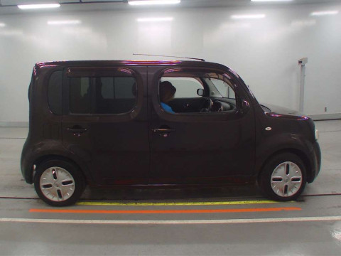 2012 Nissan Cube Z12[1]