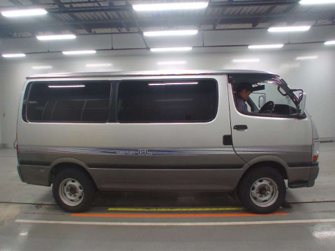 2003 Toyota Hiace Van RZH112V[1]