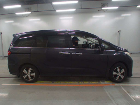 2014 Honda Odyssey RC1[1]