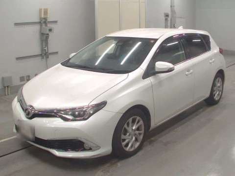 2016 Toyota Auris NZE181H[0]