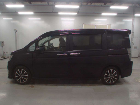 2013 Honda Step WGN Spada RK5[2]