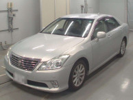 2011 Toyota Crown