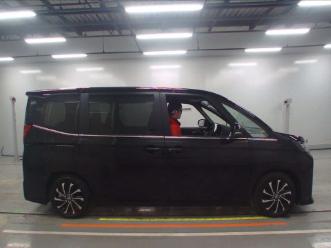 2024 Toyota Noah MZRA90W[2]