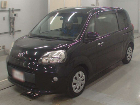 2014 Toyota Porte NCP141[0]