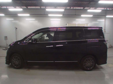 2021 Nissan Elgrand TE52[2]