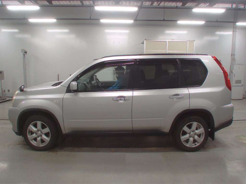 2008 Nissan X-Trail DNT31[2]