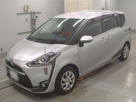 2015 Toyota Sienta NHP170G[0]