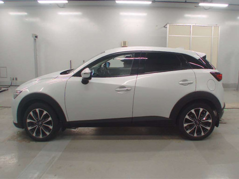 2018 Mazda CX-3 DK8FW[2]