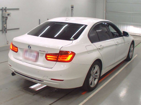 2014 BMW 3 Series 3D20[1]