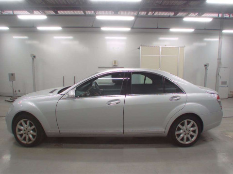 2008 Mercedes Benz S-Class 221056[2]