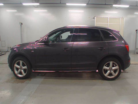 2010 Audi Q5 8RCALF[2]