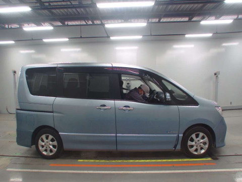 2012 Nissan Serena HFC26[2]