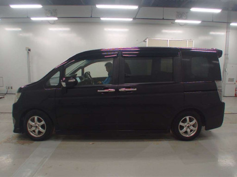 2014 Honda Step WGN Spada RK5[2]