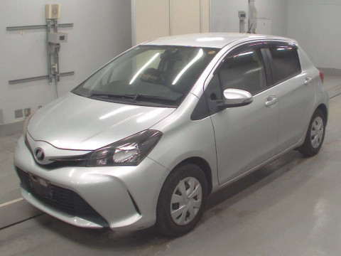 2015 Toyota Vitz NSP130[0]