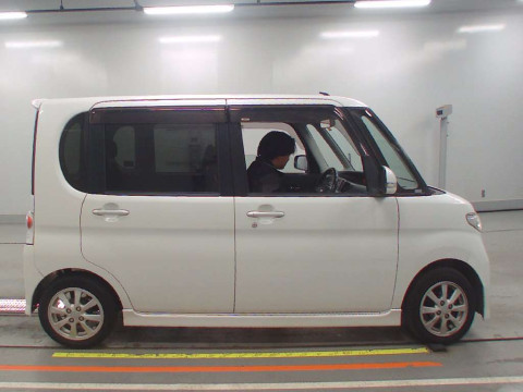 2008 Daihatsu Tanto Custom L375S[2]