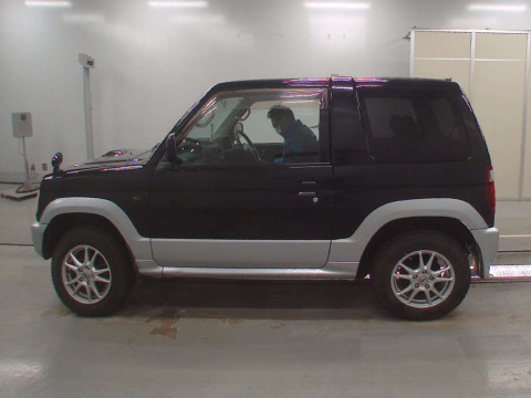 2007 Mitsubishi Pajero Mini H58A[2]