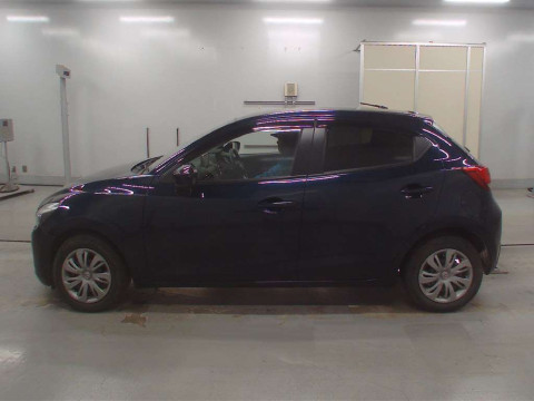 2016 Mazda Demio DJ3FS[2]