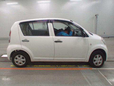 2007 Toyota Passo KGC10[1]