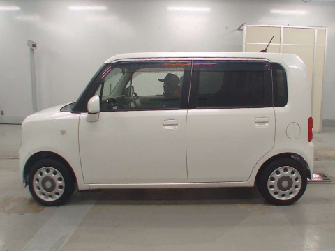 2015 Toyota Pixis Space L575A[2]