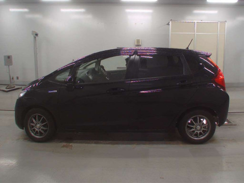 2014 Honda Fit Hybrid GP5[2]