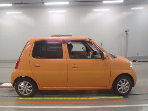 2008 Daihatsu Esse L235S[2]