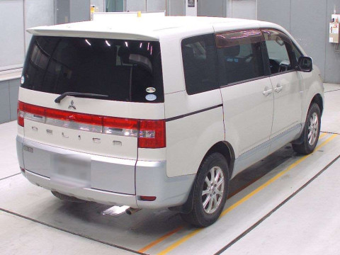 2008 Mitsubishi Delica D5 CV5W[1]