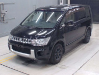 2014 Mitsubishi Delica D5