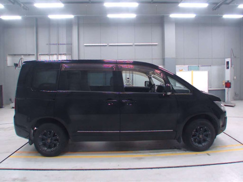 2014 Mitsubishi Delica D5 CV2W[2]