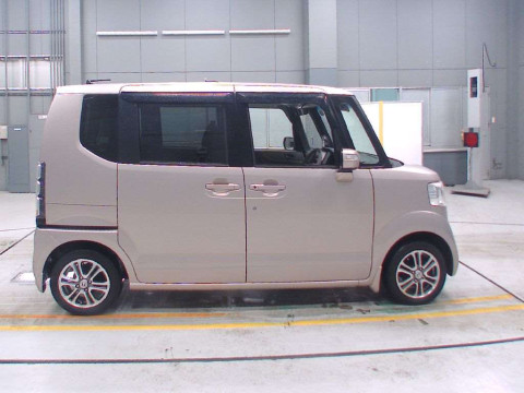 2014 Honda N-BOX JF1[2]