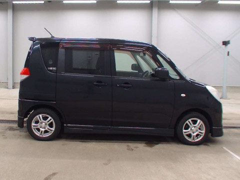 2011 Suzuki Solio MA15S[2]