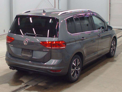 2020 Volkswagen Golf Touran 1TDFG[1]