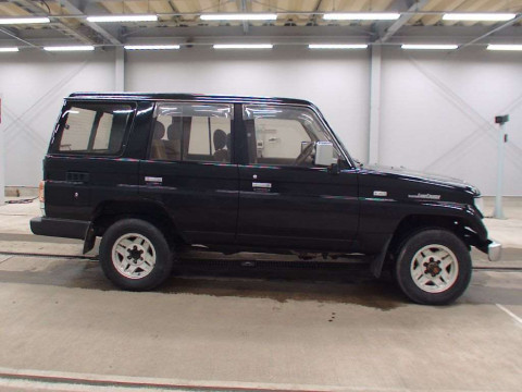 1991 Toyota Land Cruiser Prado LJ78G[2]