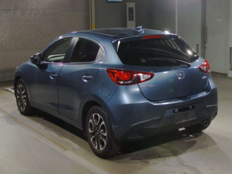 2016 Mazda Demio DJ5FS[1]