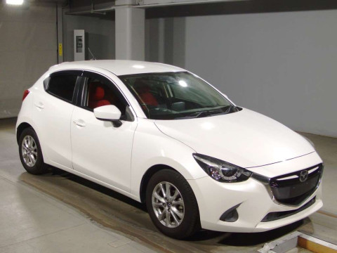 2015 Mazda Demio DJ3FS[0]