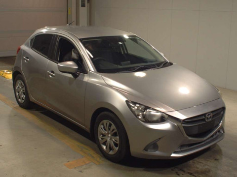 2016 Mazda Demio DJ3FS[2]