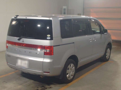 2008 Mitsubishi Delica D5 CV5W[1]